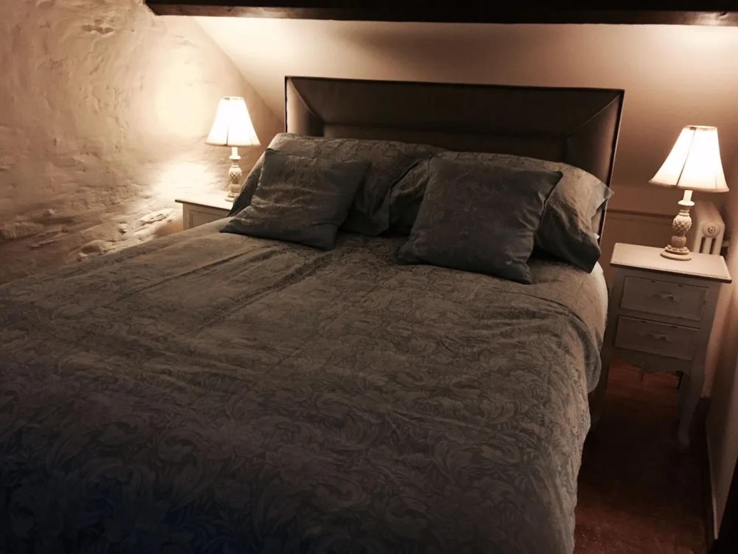 Impeccable 2-bed Cottage Near Betws y Coed