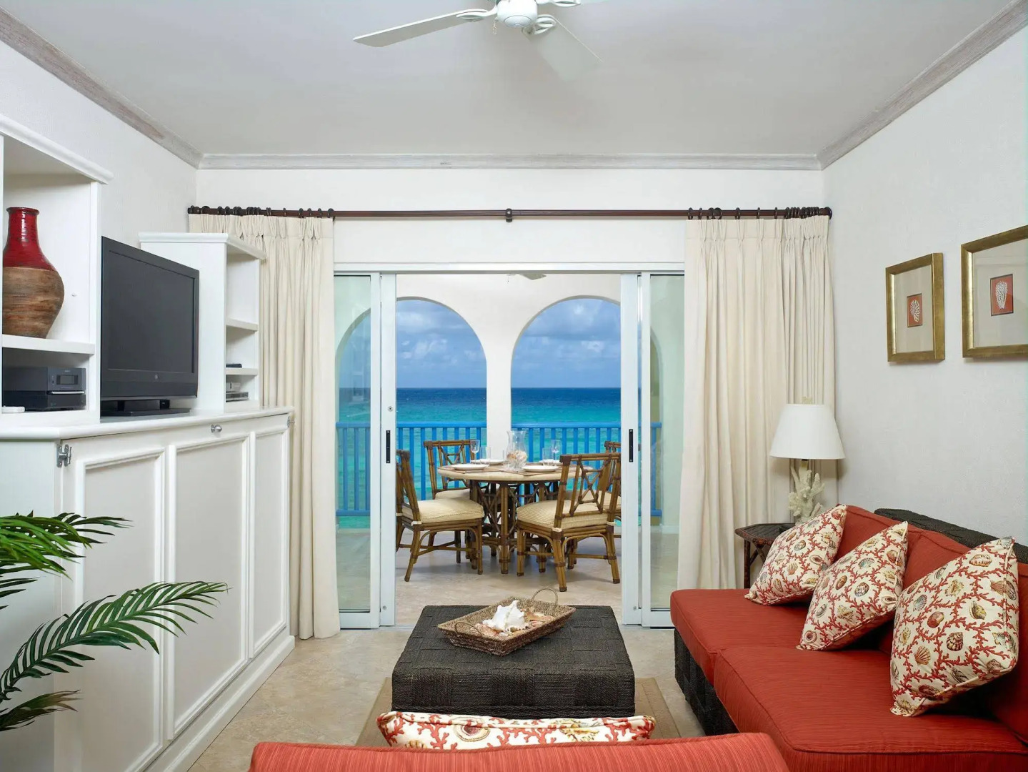 Maxwell Beach Villas