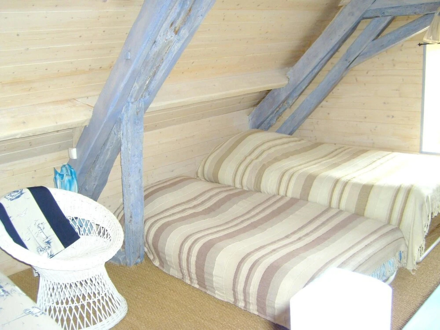 Property With one Bedroom in Thenon, With Pool Access, Furnished Garde