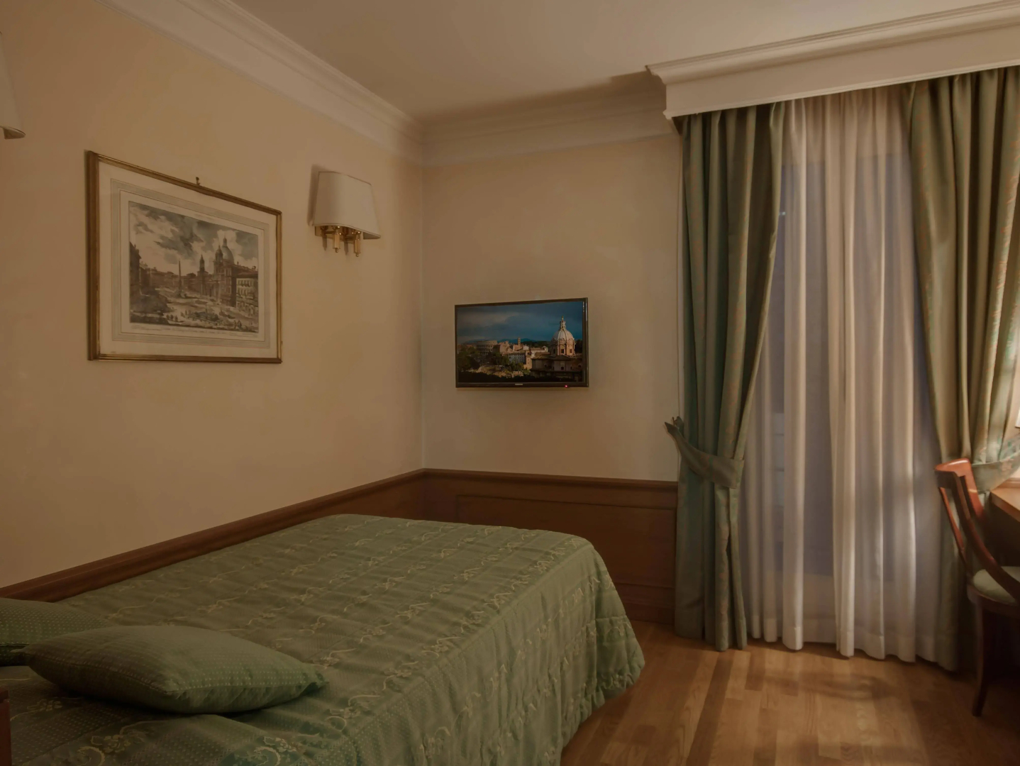 Hotel Cecil