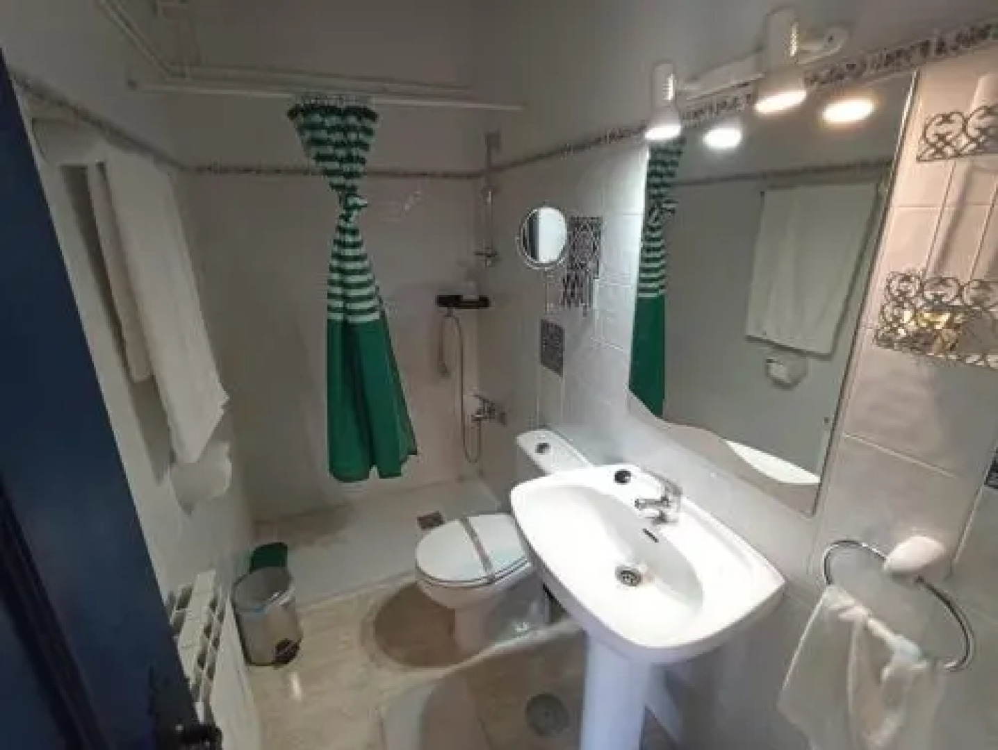 Apartamentos & Habitaciones Vetonia