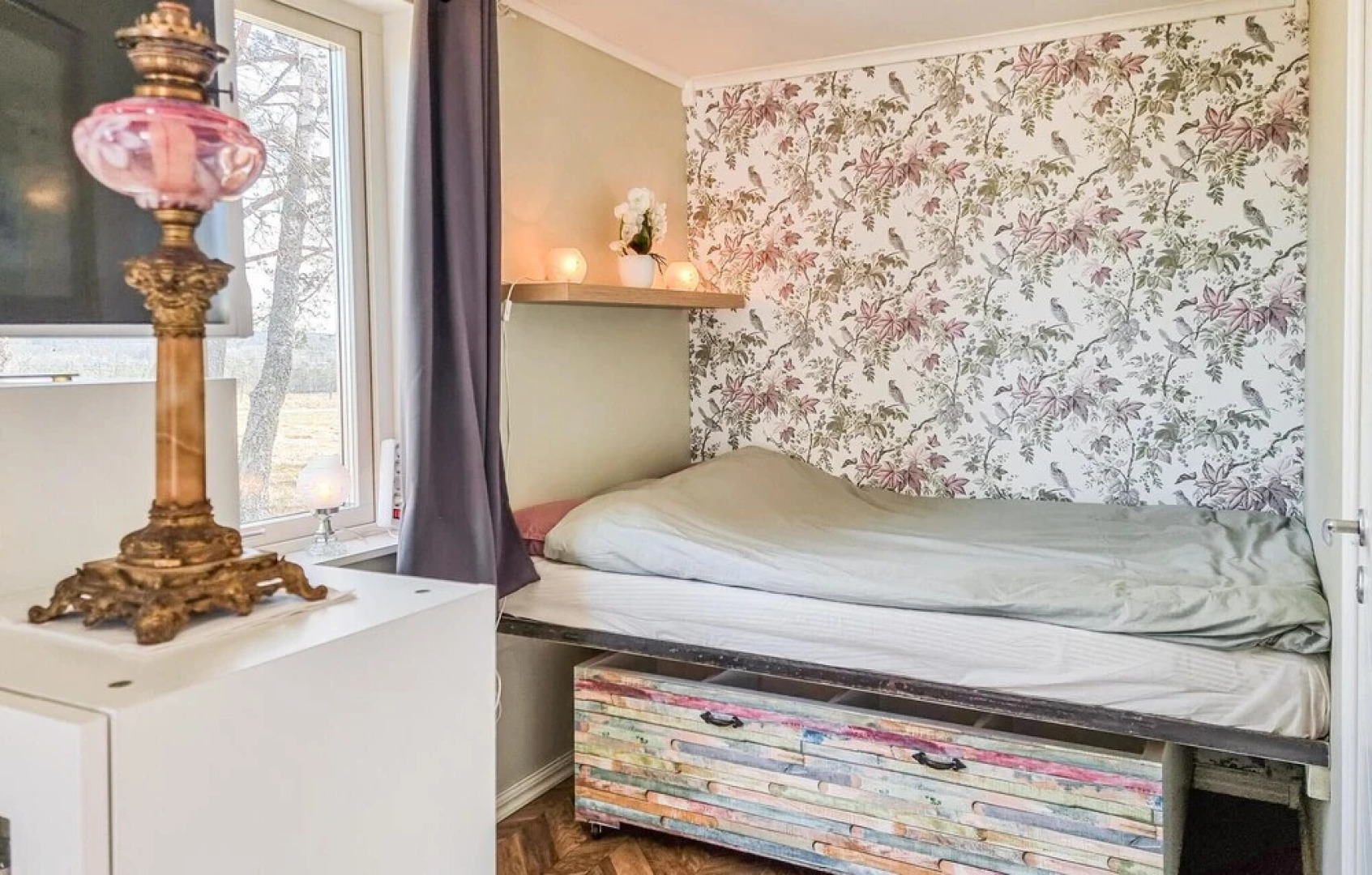 Beautiful Home in Ljungskile With Jacuzzi, Wifi and 1 Bedrooms