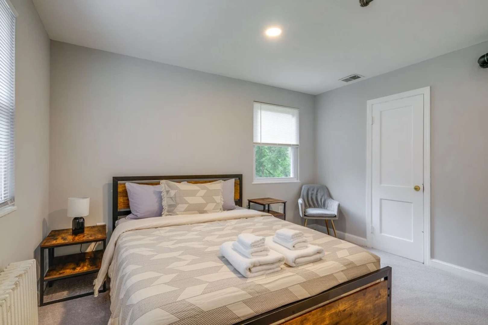 Washington, DC, Area Apartment 8 Mi to Downtown!