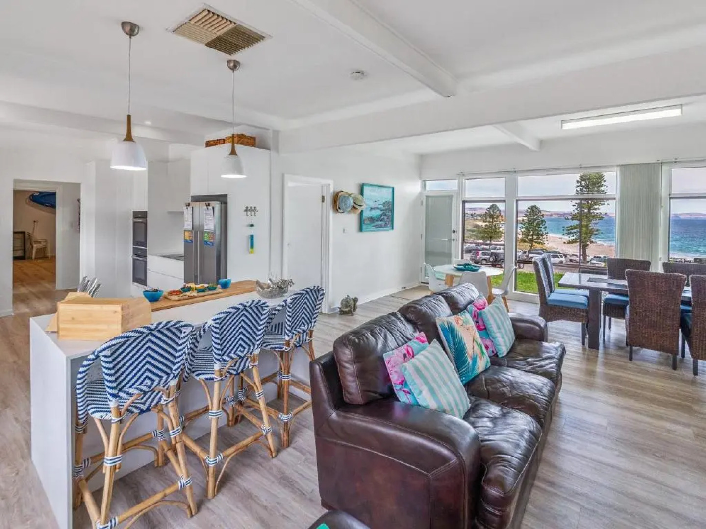 King of North Bay - 103 Gold Coast Drive