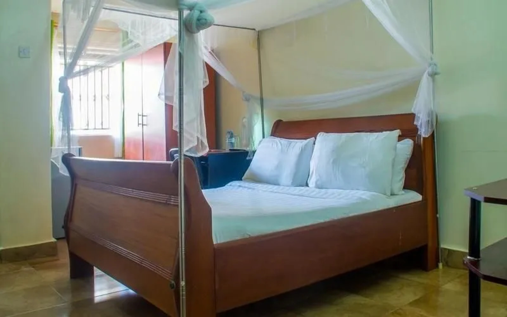 Sandton Hotel Kasese