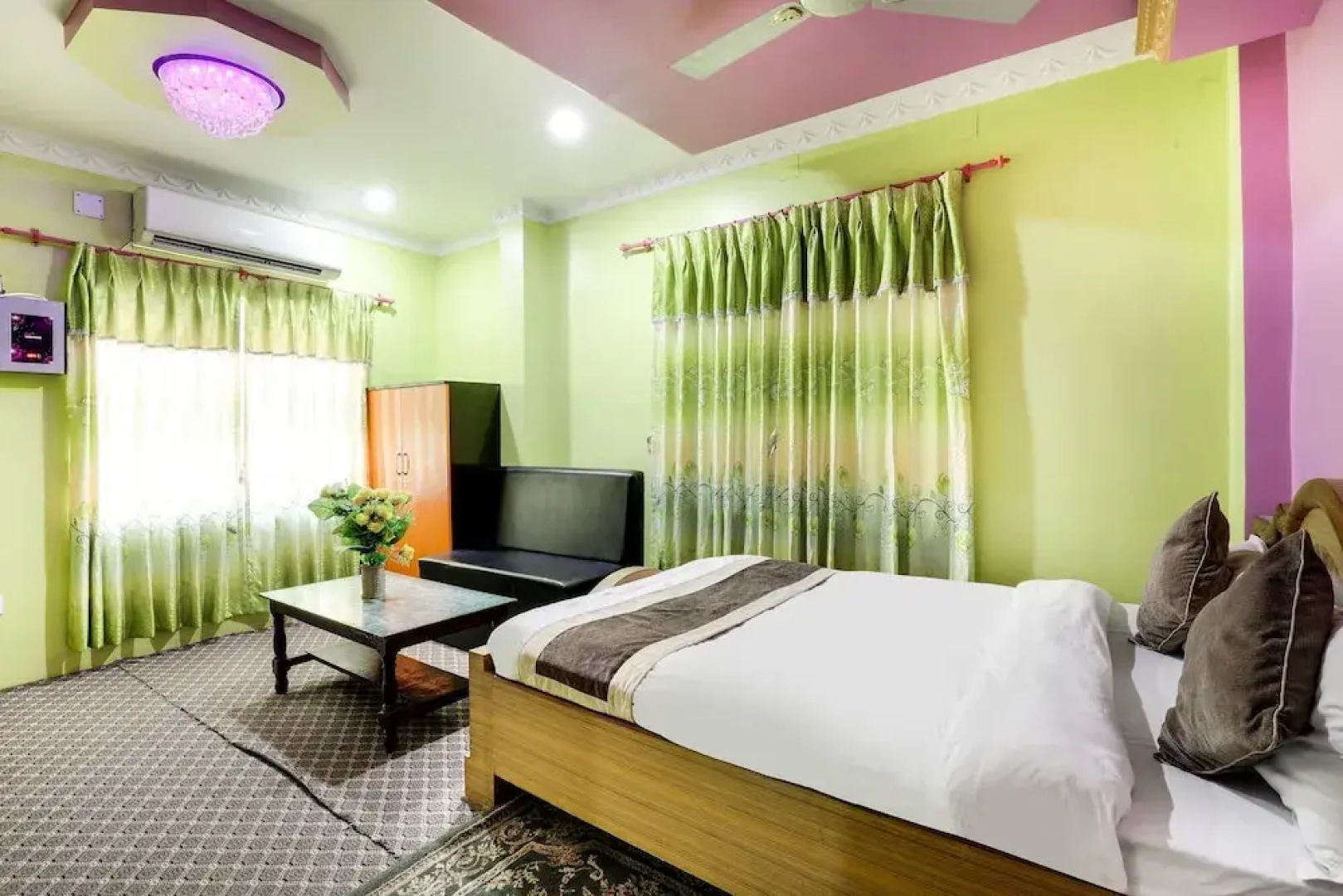 SPOT ON 546 Hotel Riverside