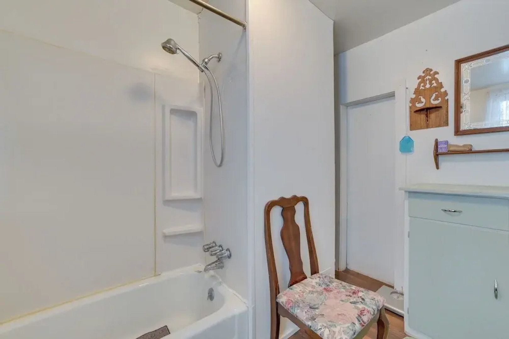 Historic Houghton Lake Getaway Near Shoreline