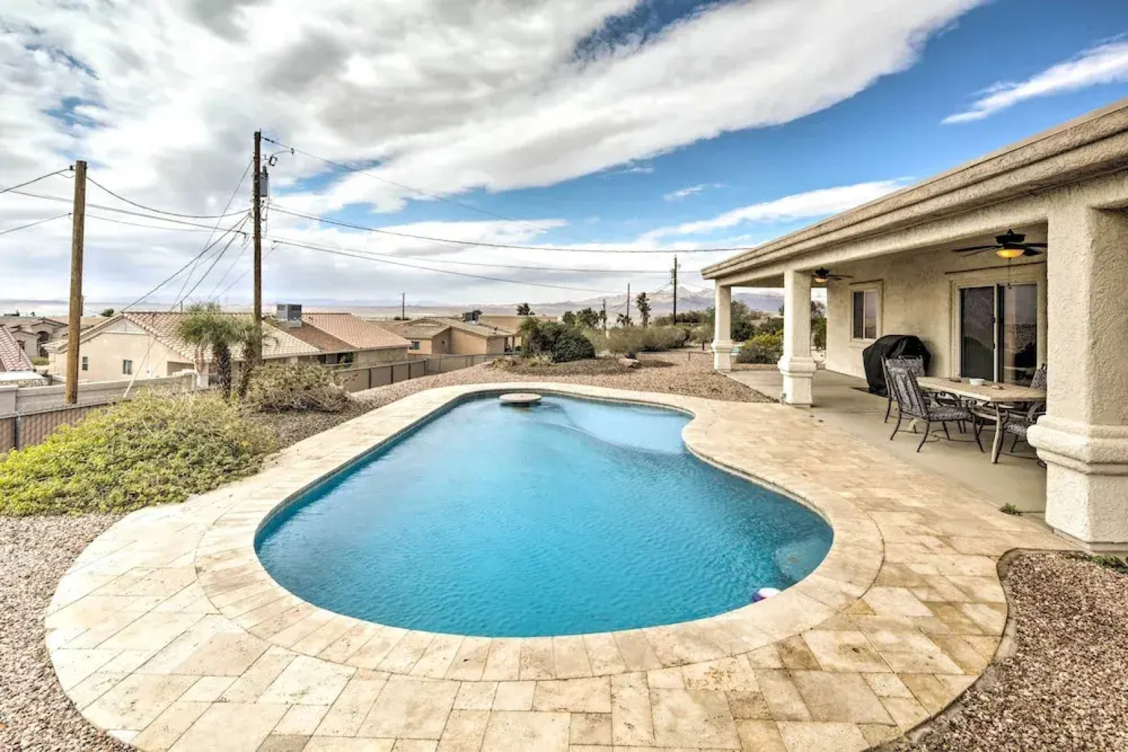 Pool & Yard: Pet-friendly Lake Havasu Home