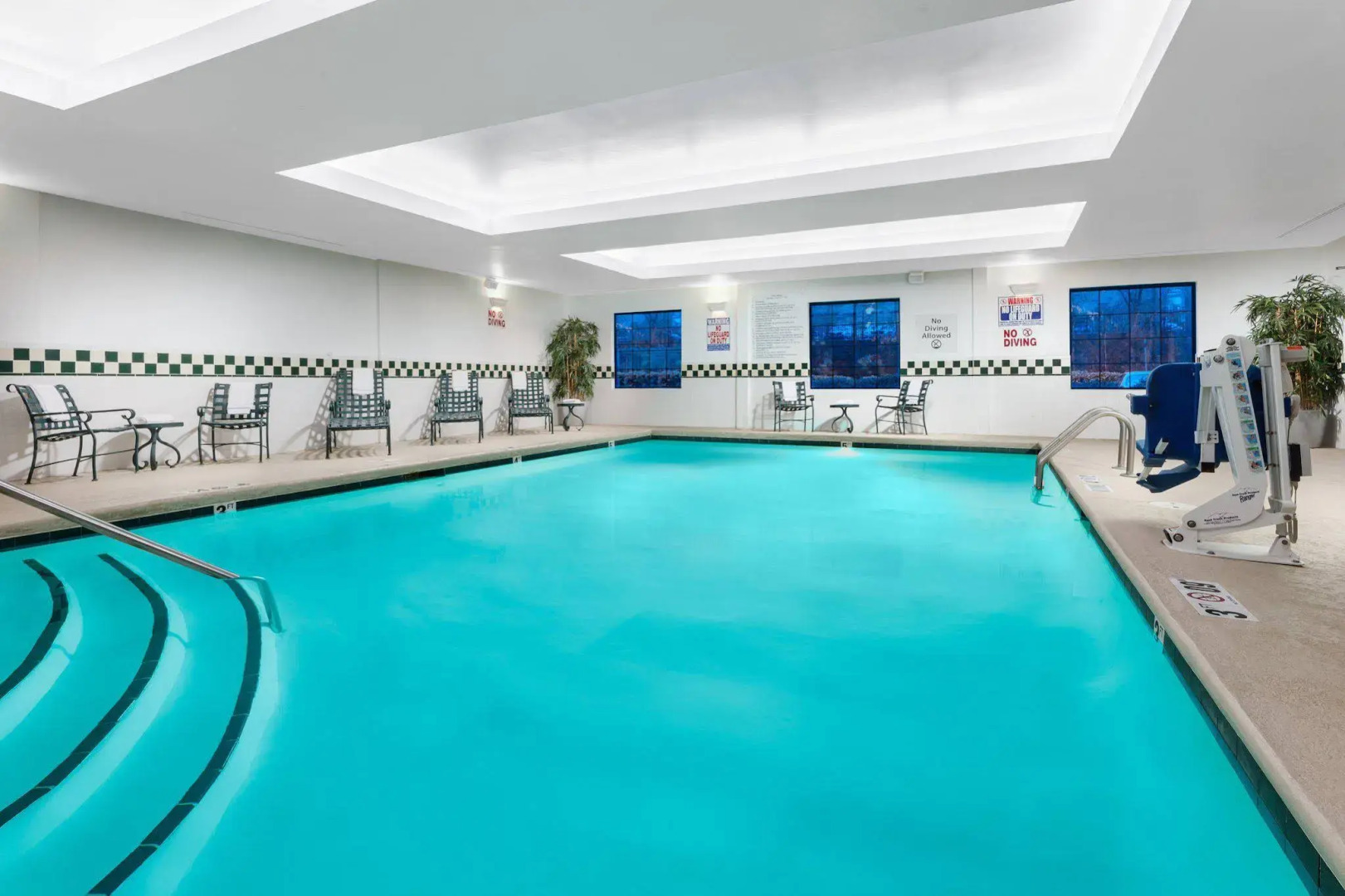 Holiday Inn Hotel & Suites Raleigh / Cary by IHG