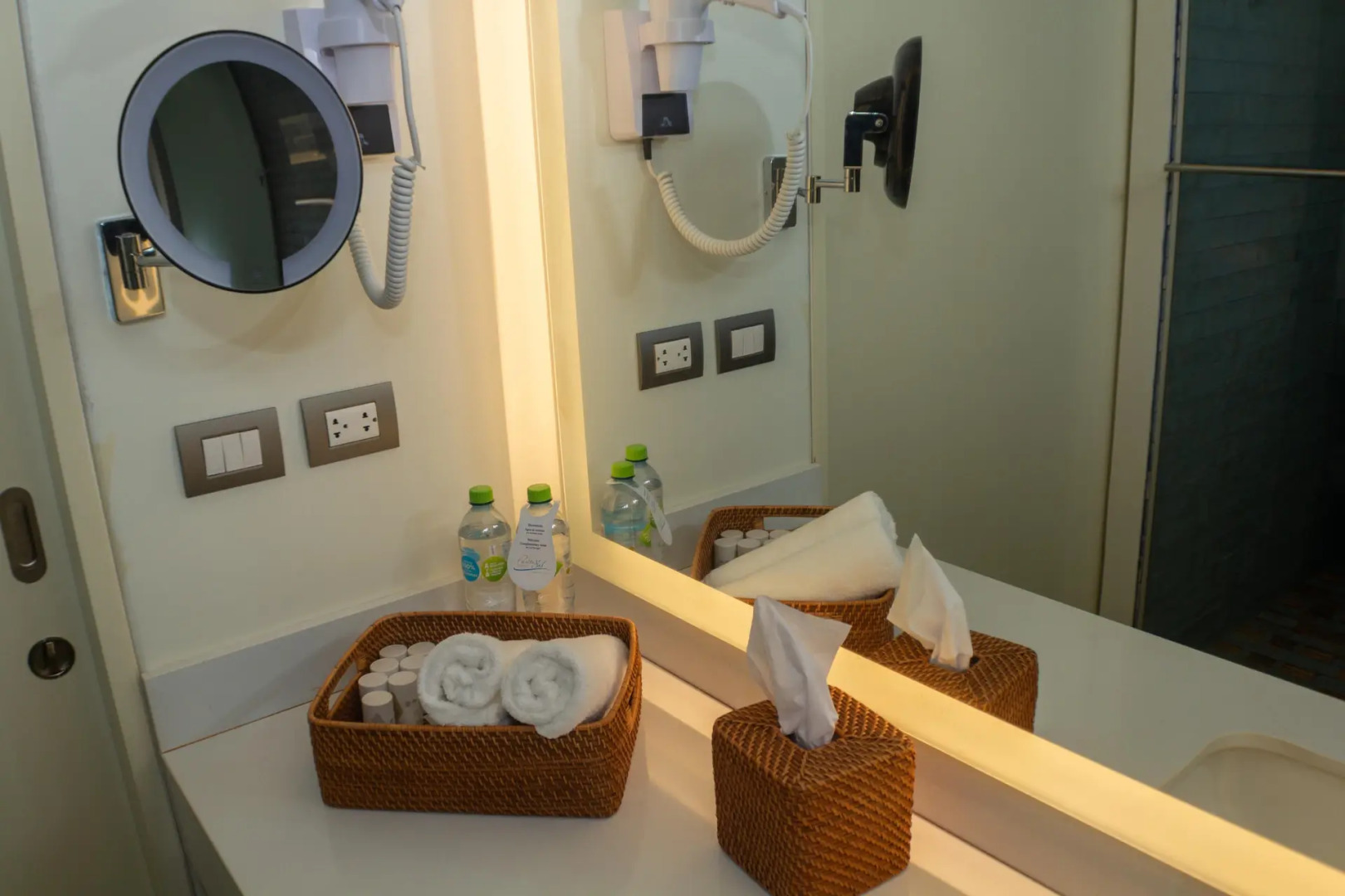 Punta Sal Suites & Bungalows Resort