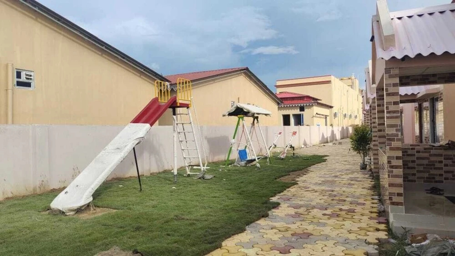 Sea Wave Beach Resort