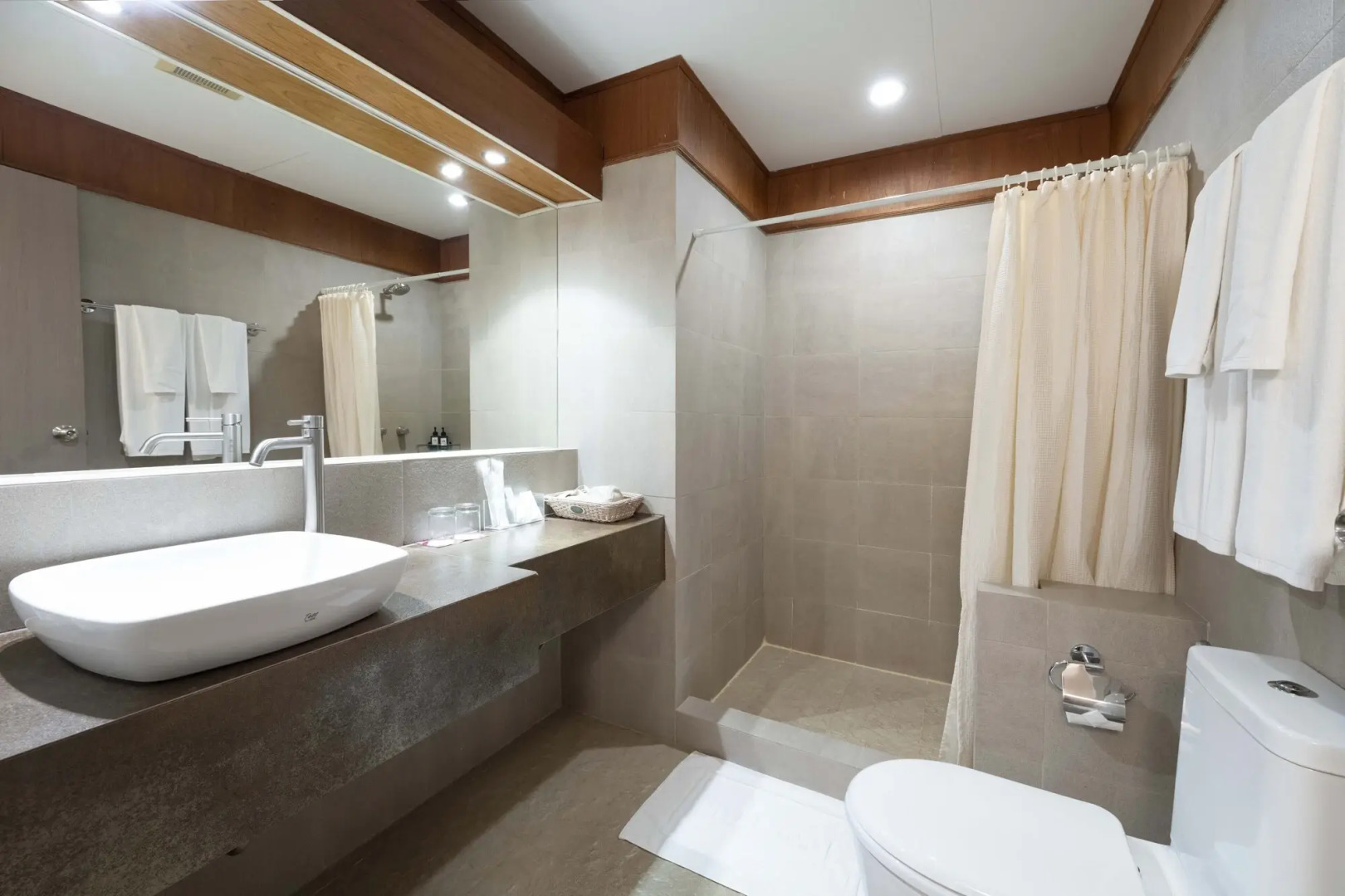 Tohsang Heritage Ubon Hotel