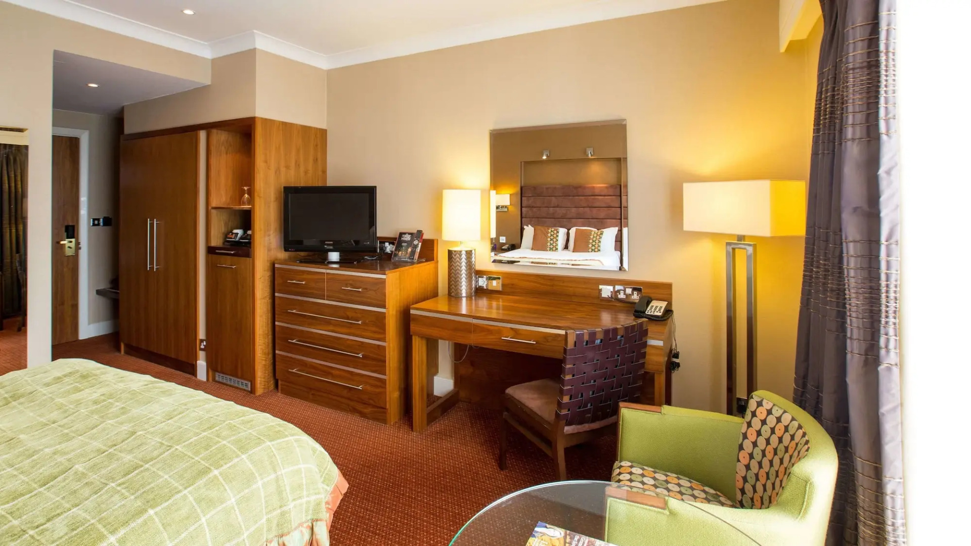 Hampshire Court Hotel & Spa