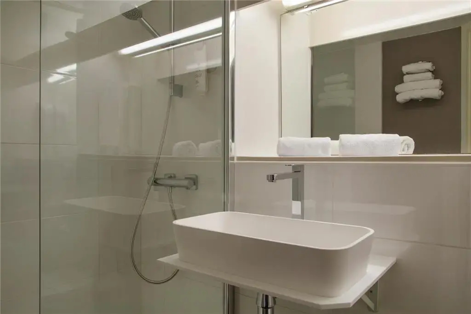 The Originals City, Hôtel Alizéa