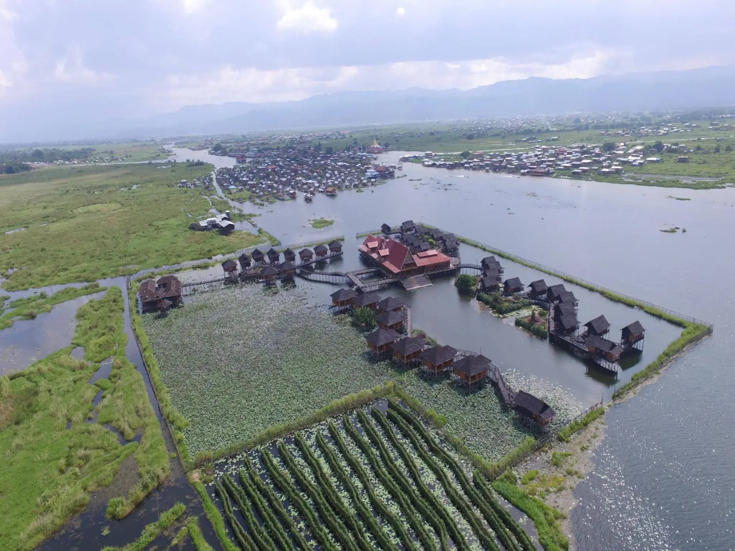 Golden Island Cottages Nampan Hotel