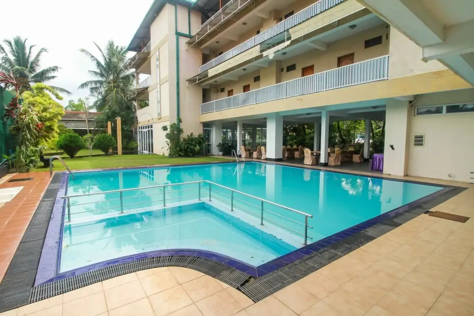 OYO 292 Lake Nest Bolgoda Resort