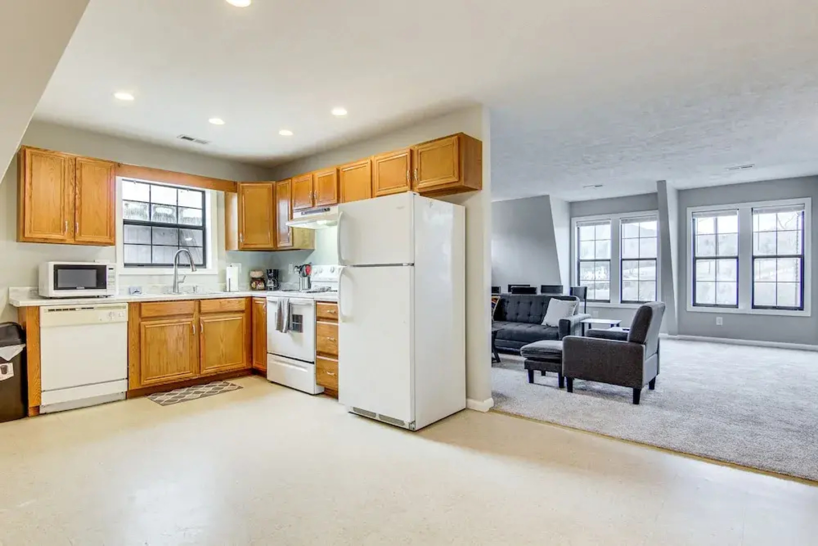 Centrally Located Mills River Townhome w/ Fire Pit