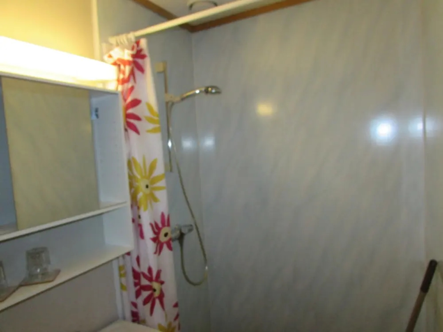 Midnattsol Batnfjord Motell og Kafe