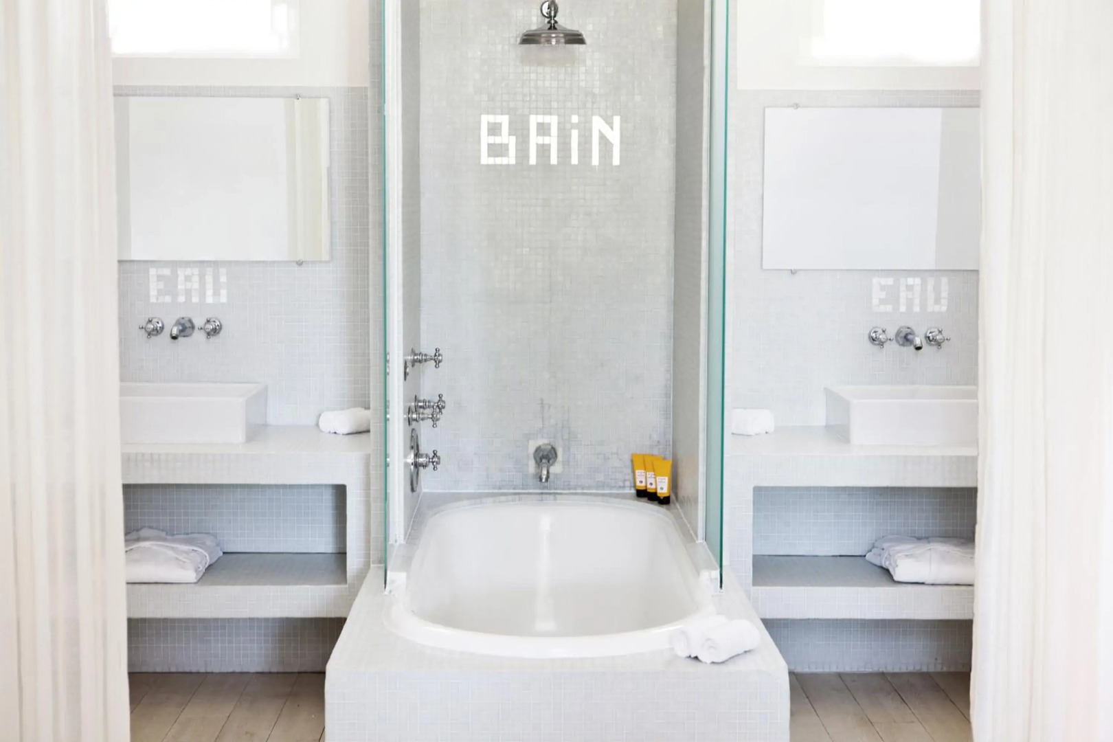 White 1921 Saint-Tropez