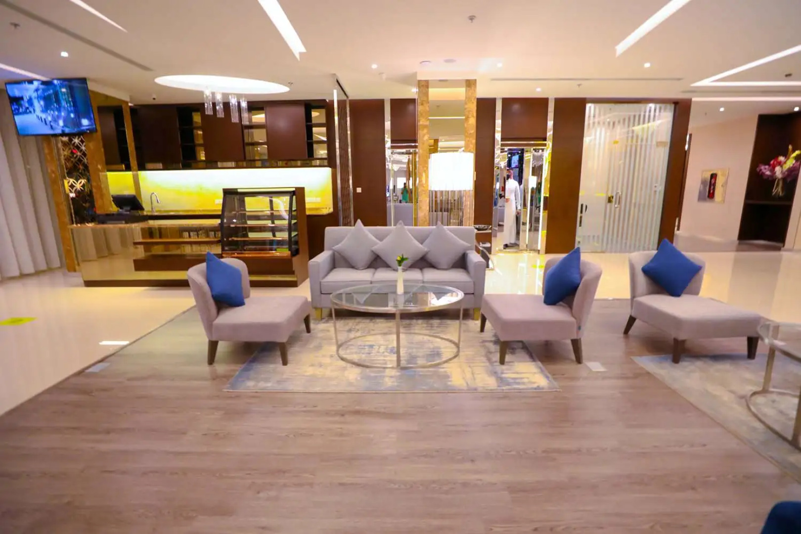 Cheerful Al Waha Unayzah Hotel