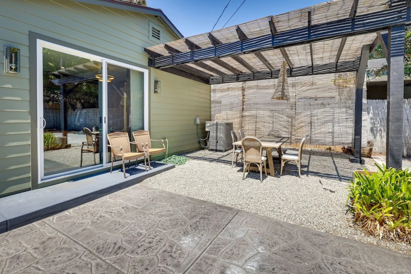 Hawthorne Home w/ Covered Patio & Basketball Court