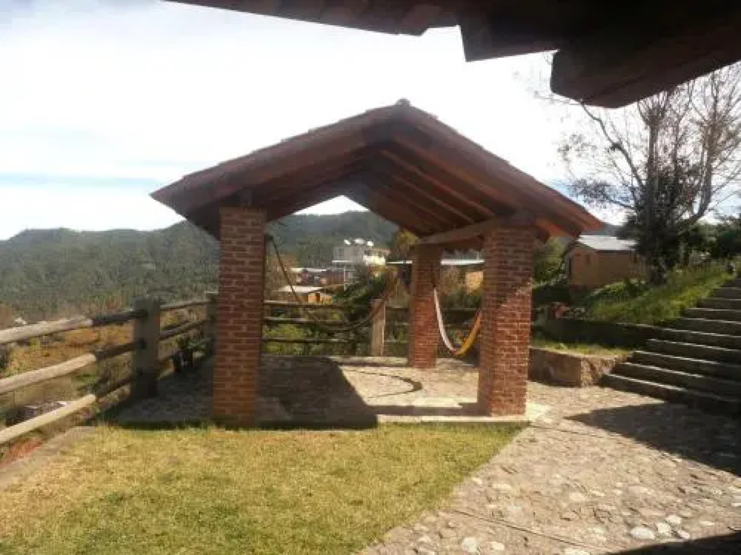 Centro Ecoturístico Cabañas Latuvi