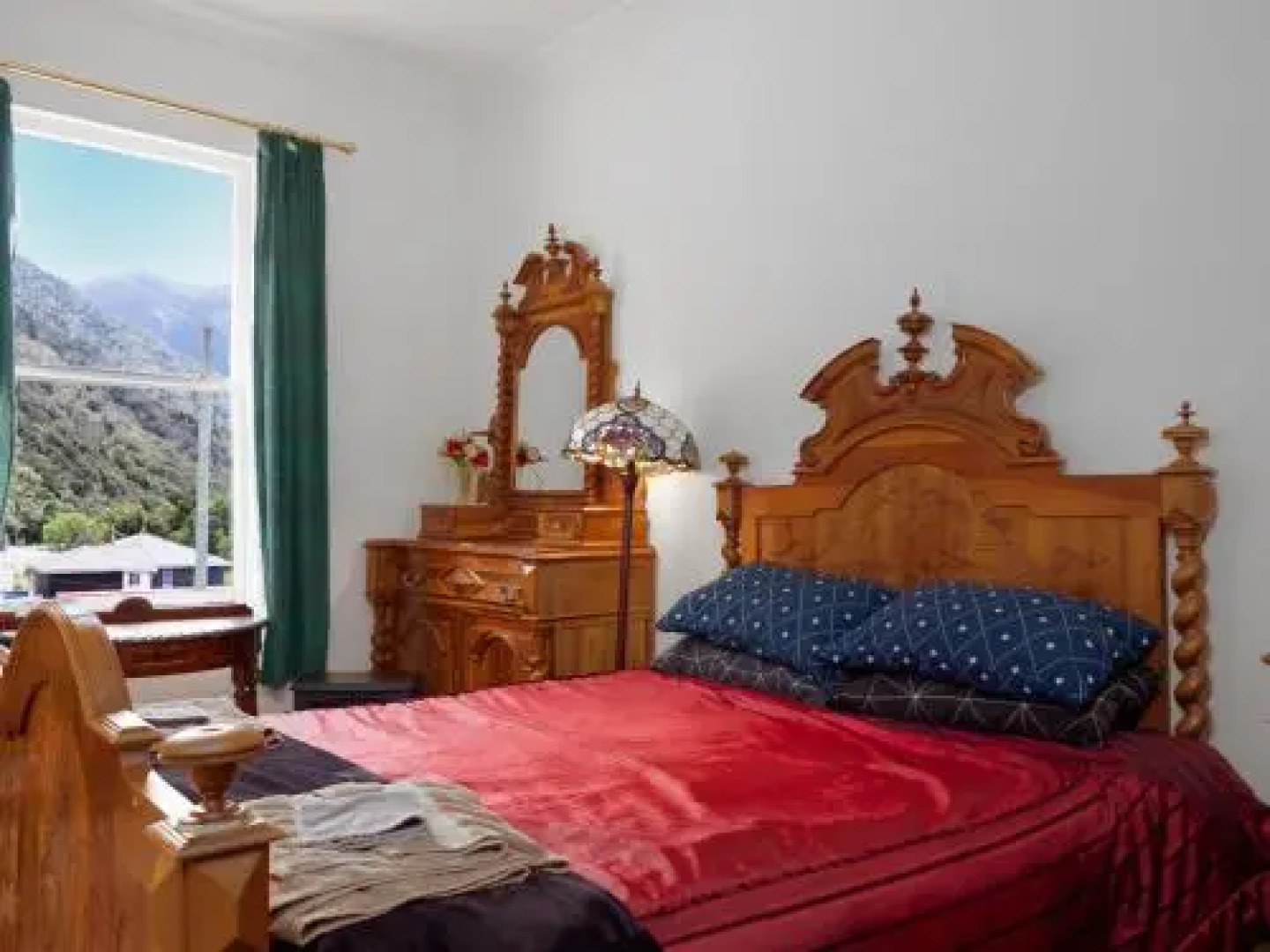 Otira Stagecoach Hotel