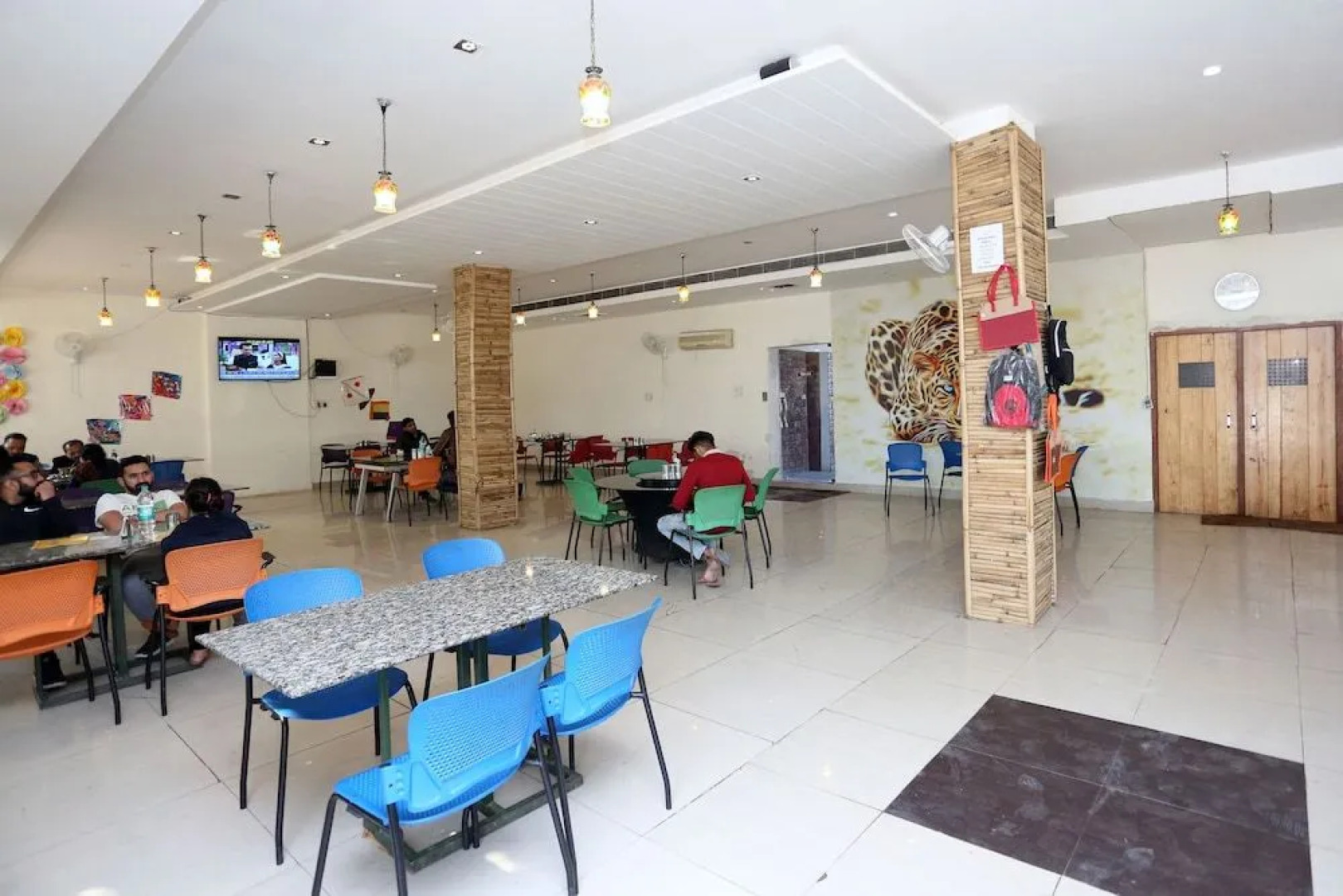 OYO 29427 Mehak Garden