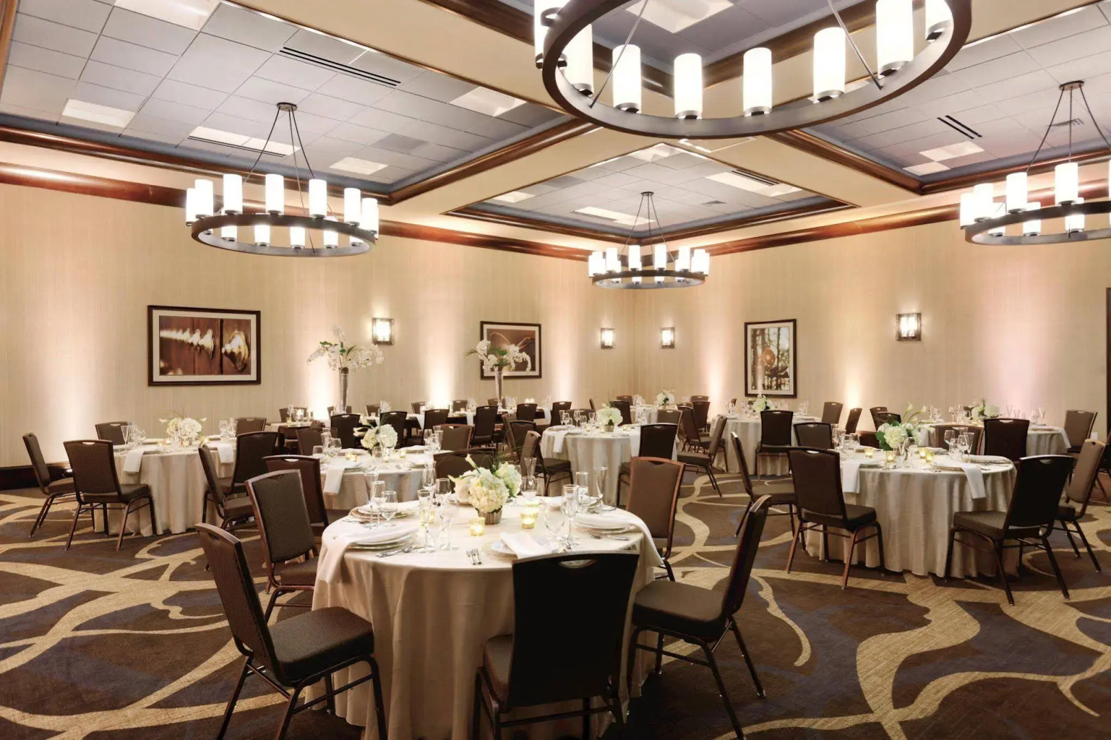 Embassy Suites Saratoga Springs