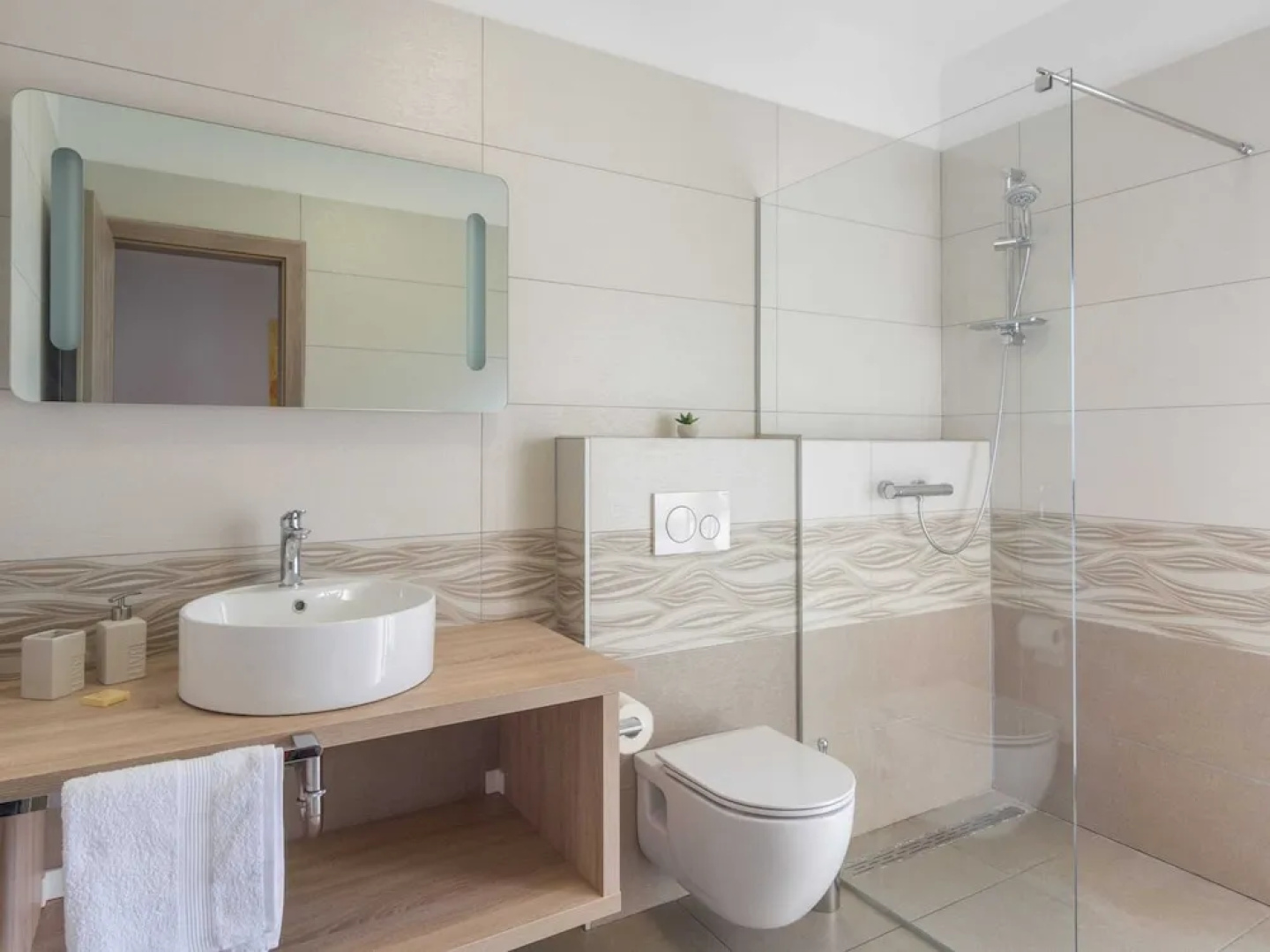 Villa in Turanj With Stunning Sea Views