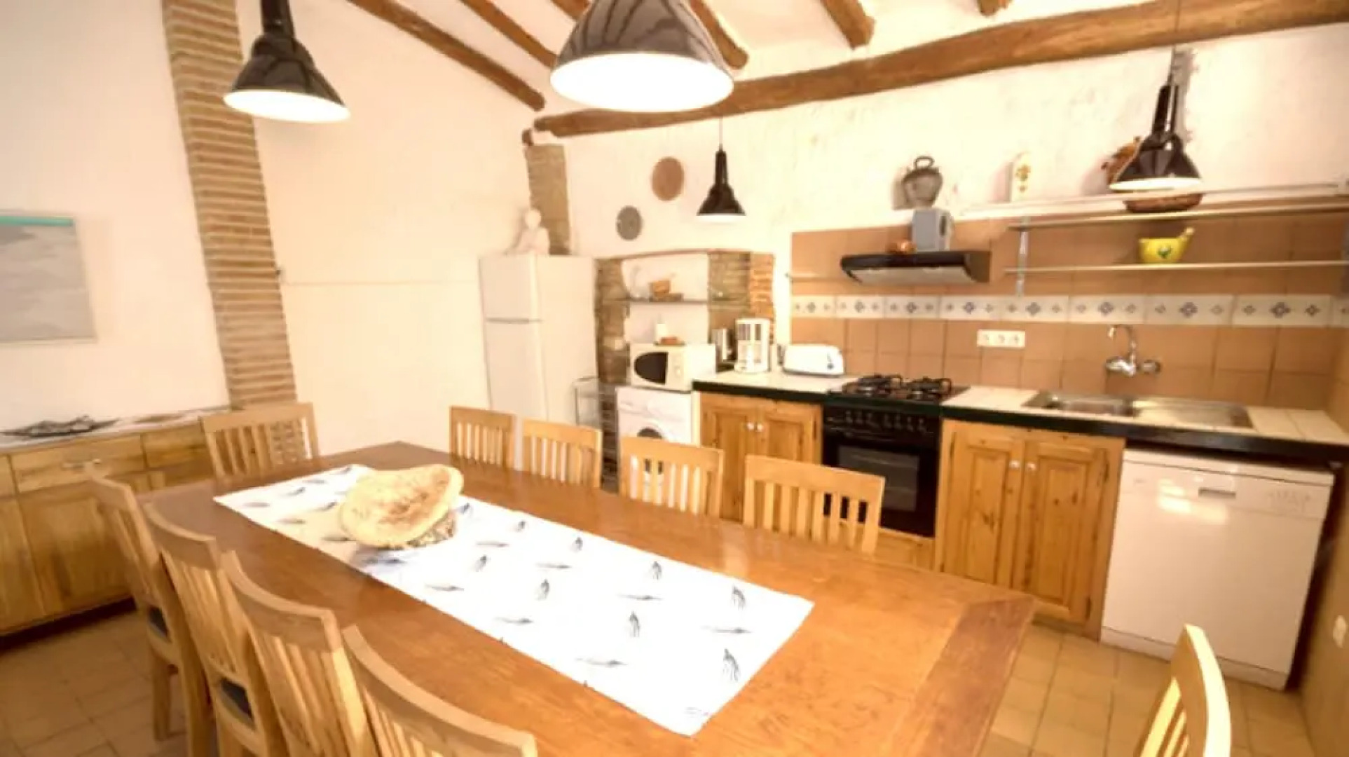 House With 3 Bedrooms in Llampaies, With Pool Access, Enclosed Garden and Wifi Near the Beach