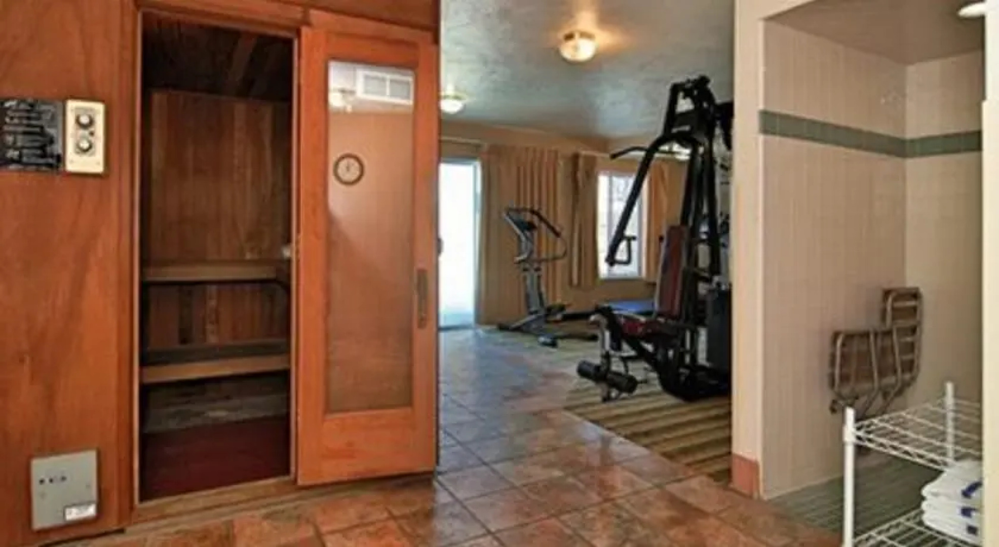 Comfort Inn & Suites Visalia