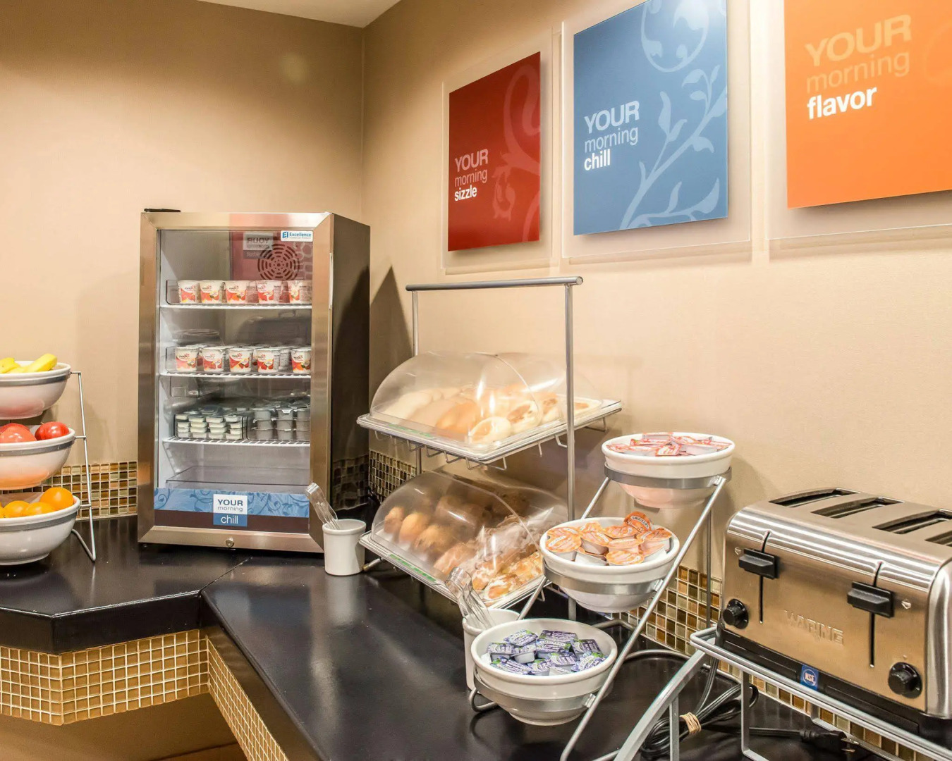 Hometowne Studios & Suites By Red Roof Washington