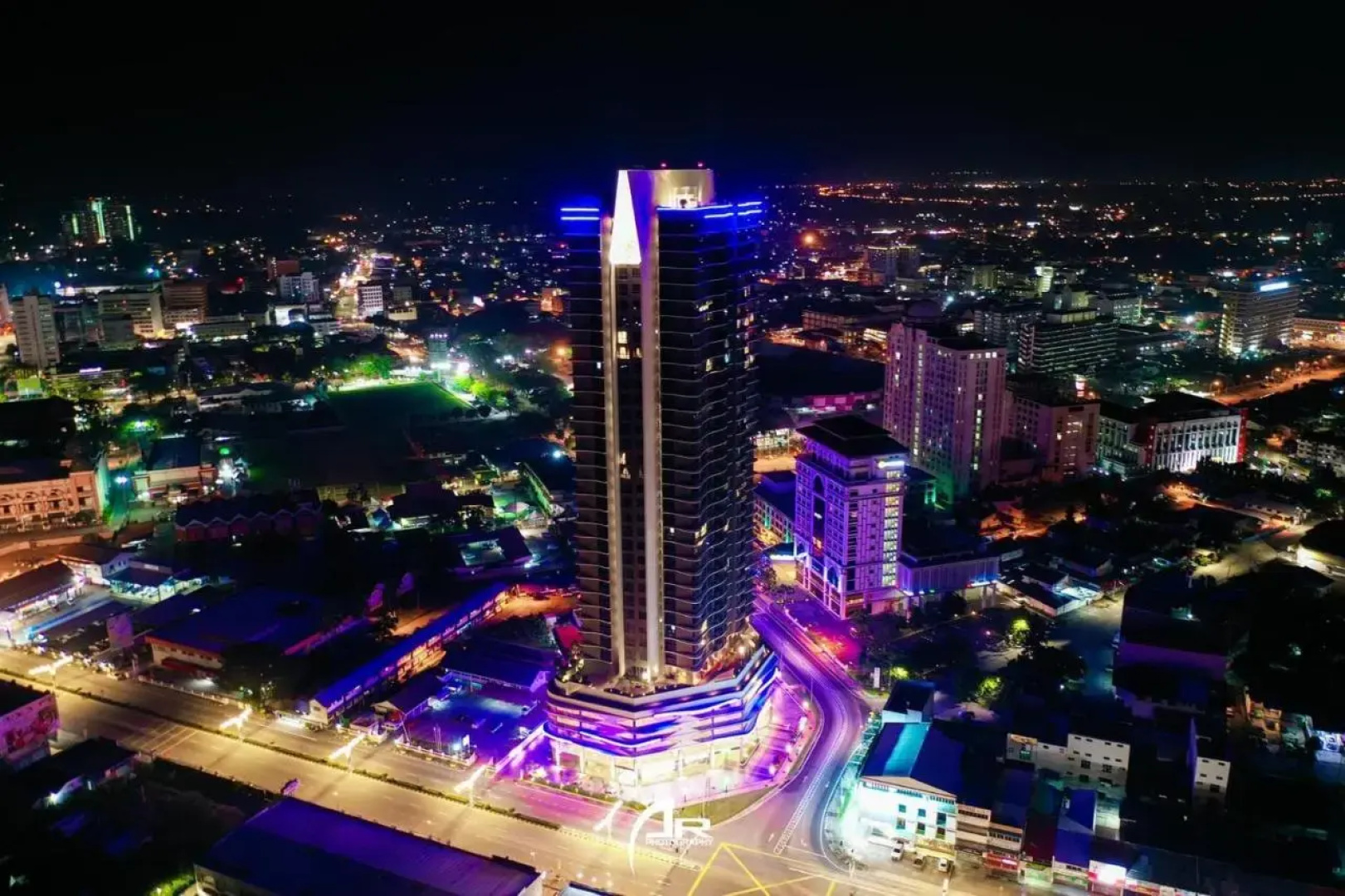 Aleeya Suite @ Troika Residence