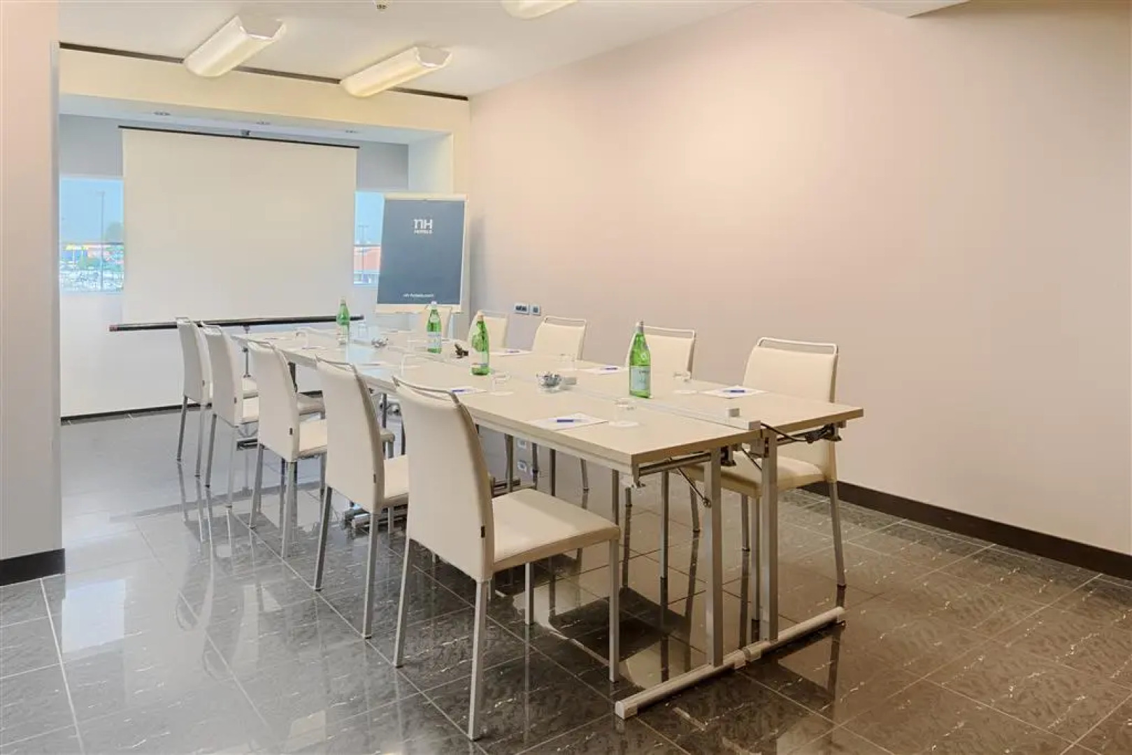 Отель NH Venezia Laguna Palace