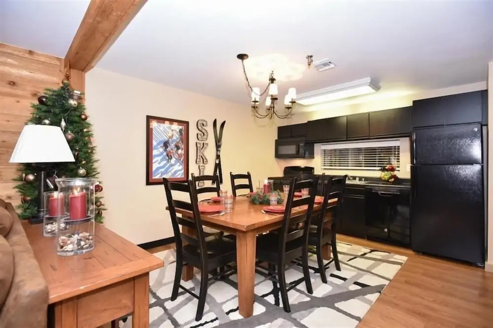 Seven Springs Stoneridge Ski-In/Out Condo with Mountain Views by RedAwning