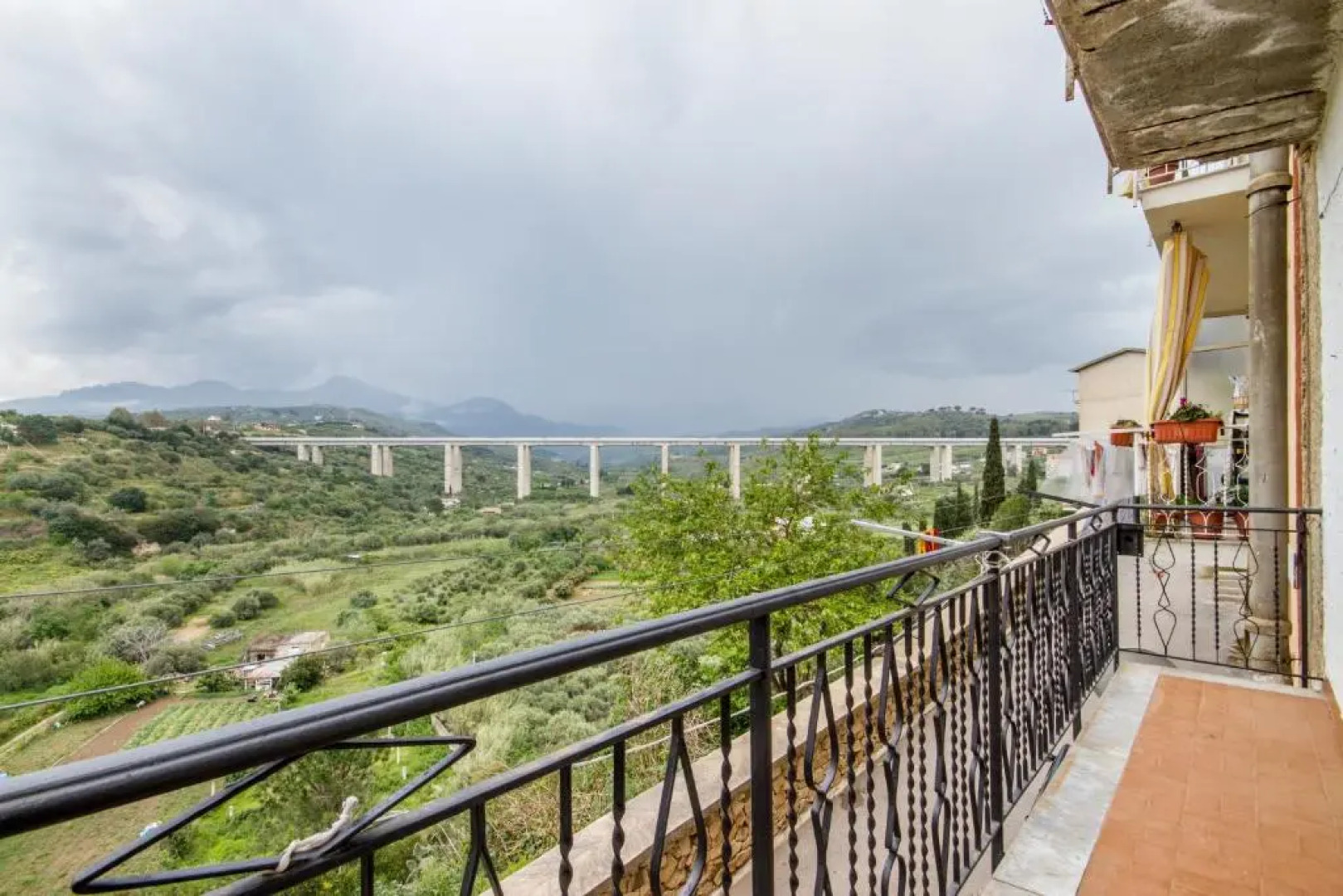 Casa Vacanza Paradise vicino Cefalù con servizio di piscina a 3 chilometri