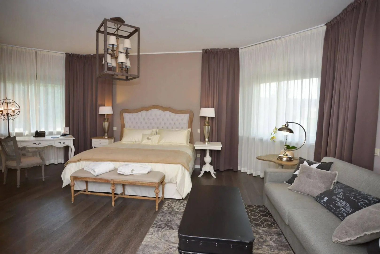 Like Home - Boutique Hotel