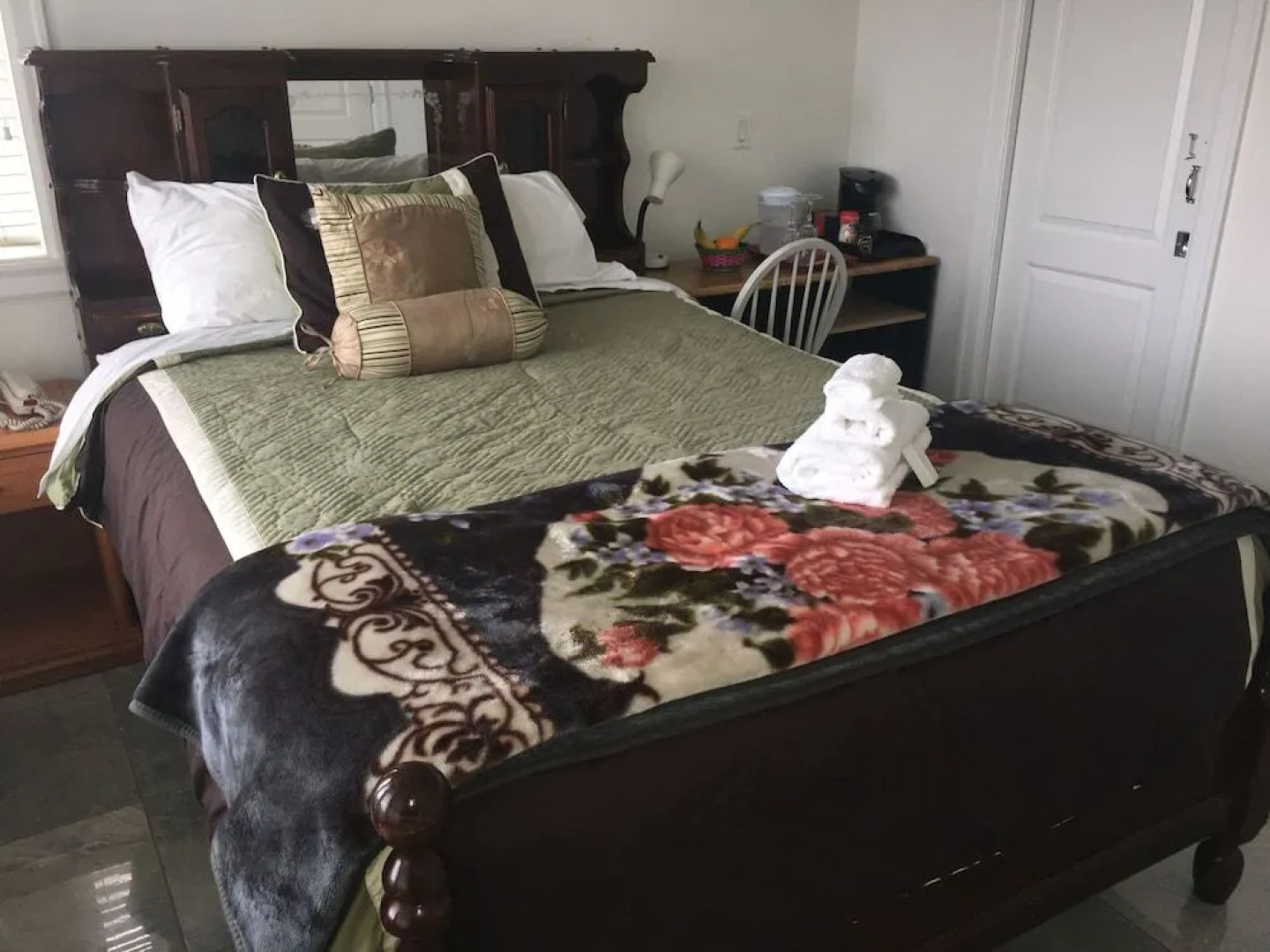 White House Bed and Breakfast