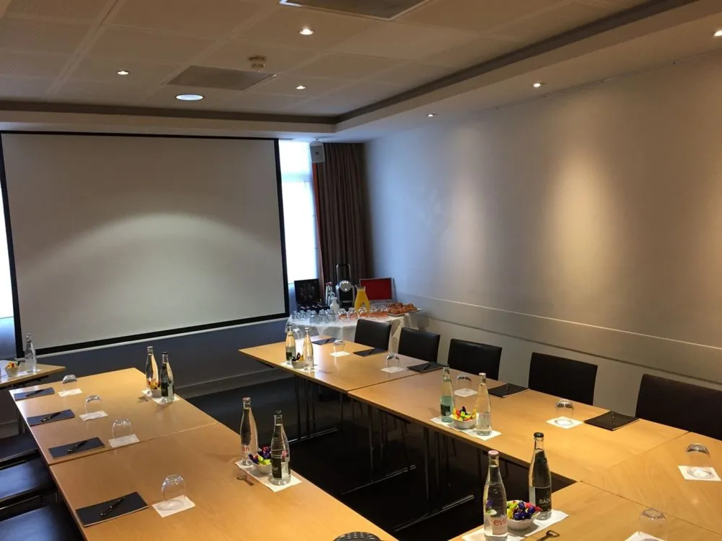 Nest Hotel Paris la Défense - MGallery Collection