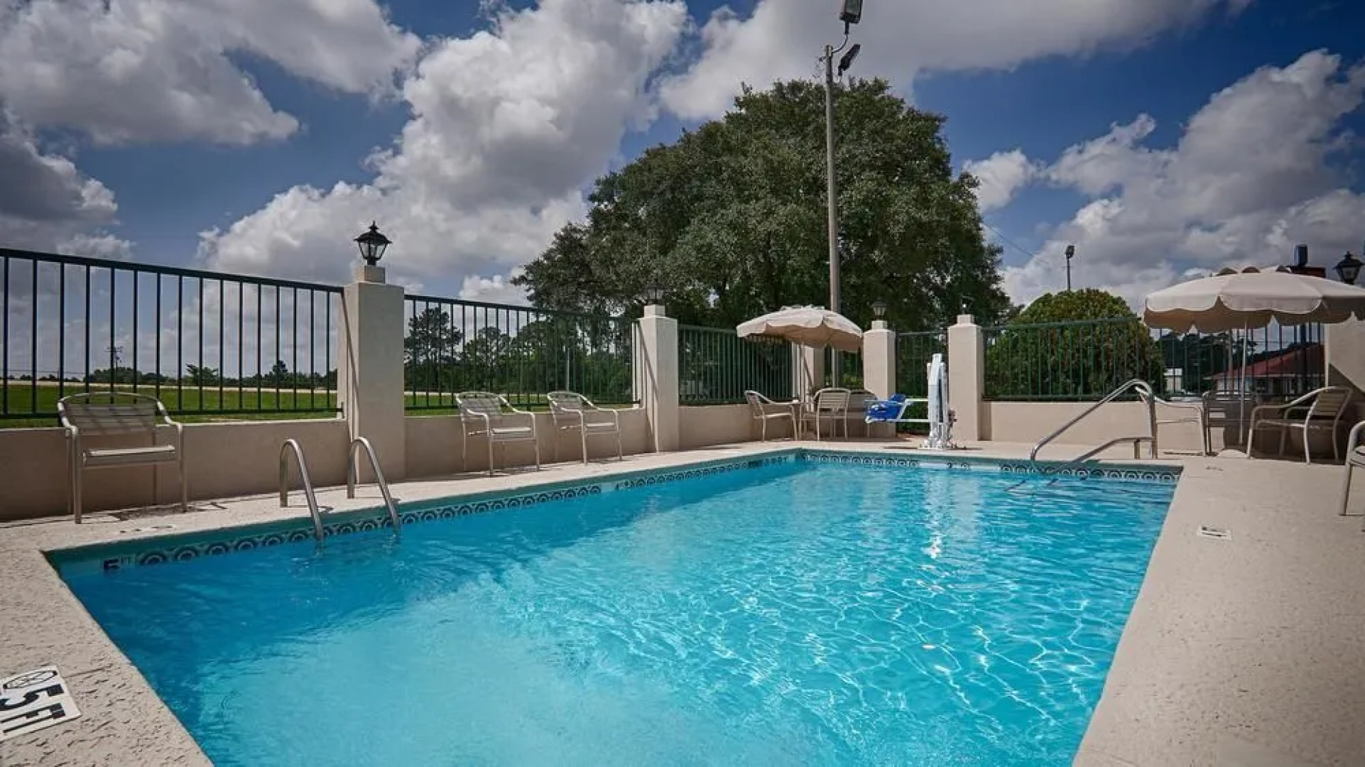 Best Western Ashburn Inn