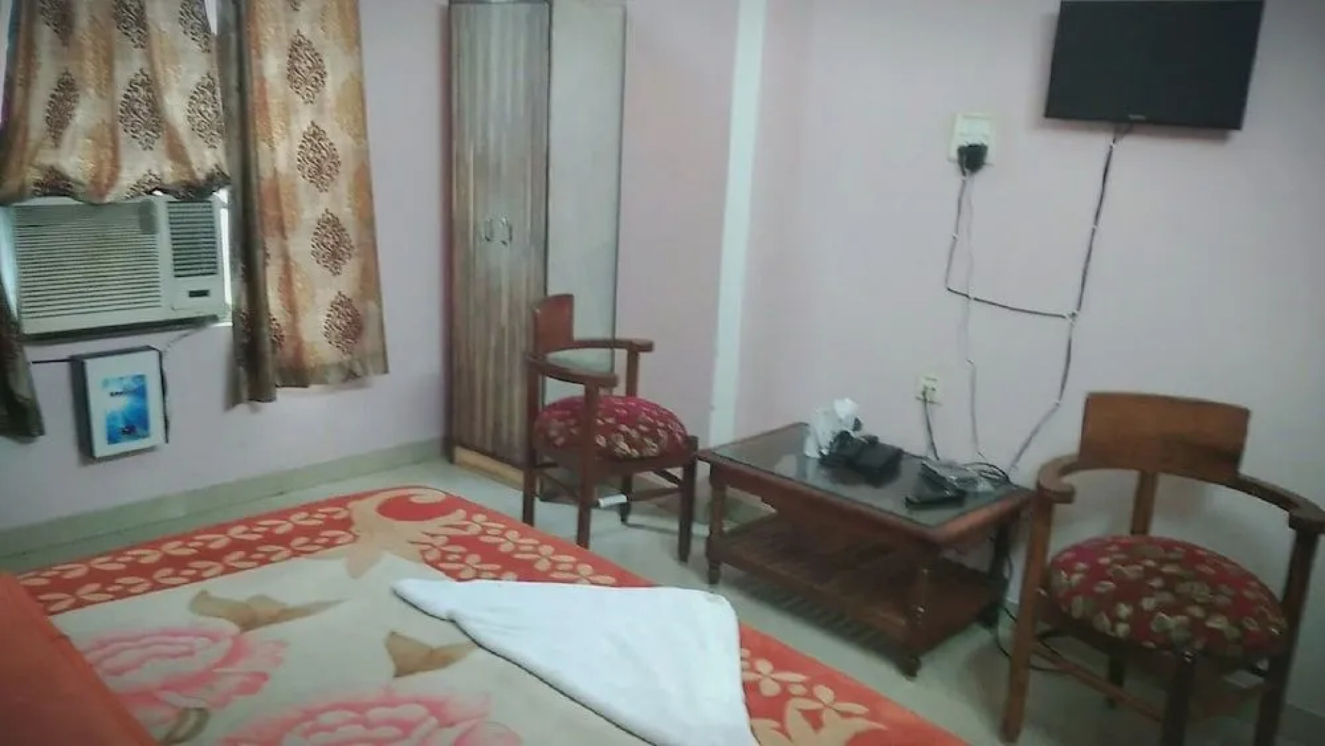 Hotel Royal View International