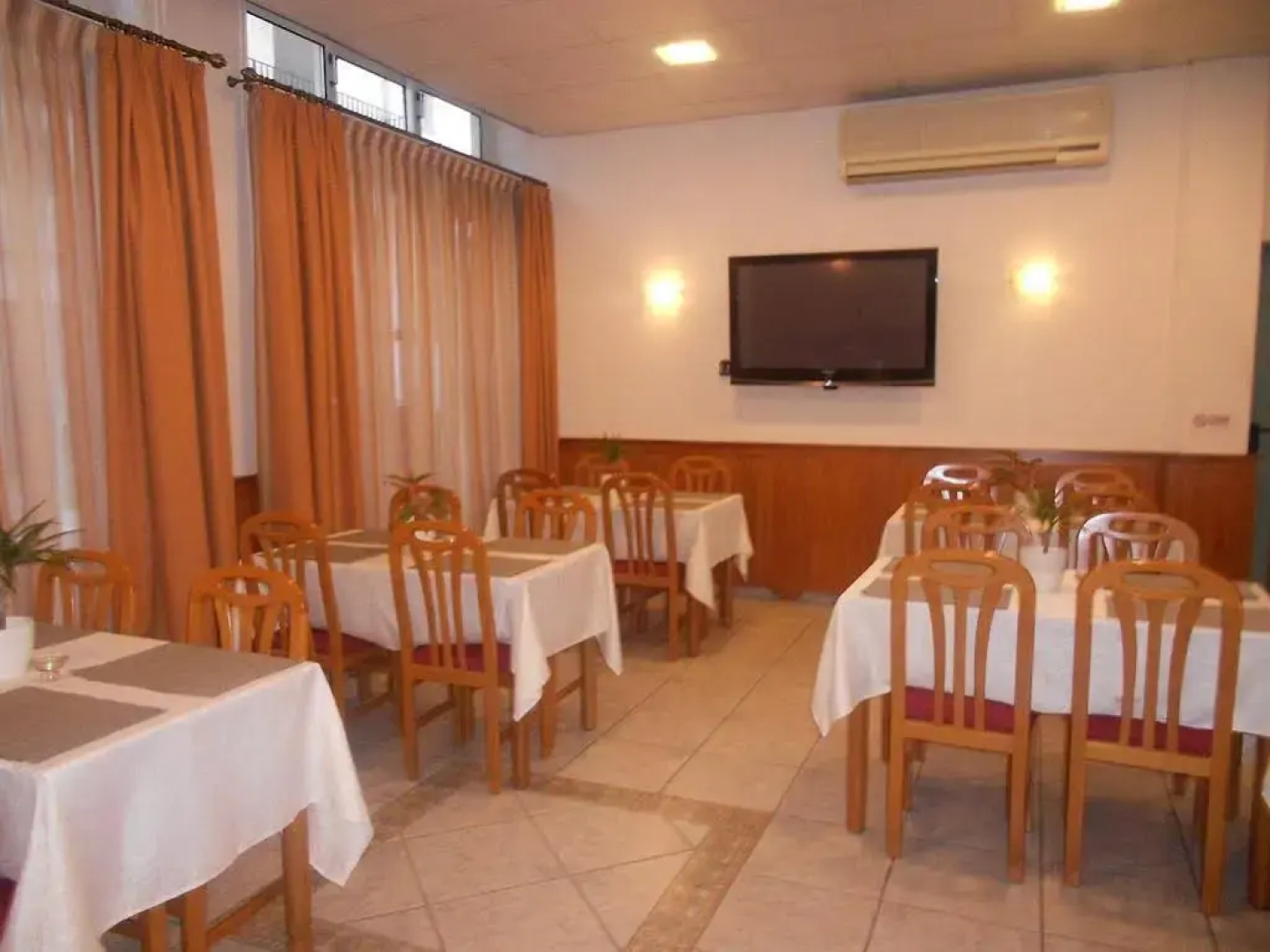 Hotel Admitos
