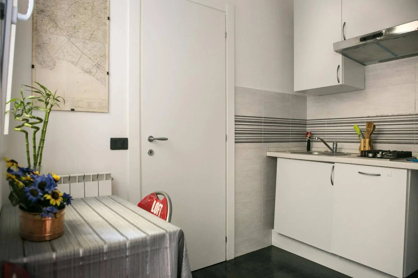 Hanging Garden with Air Conditioning