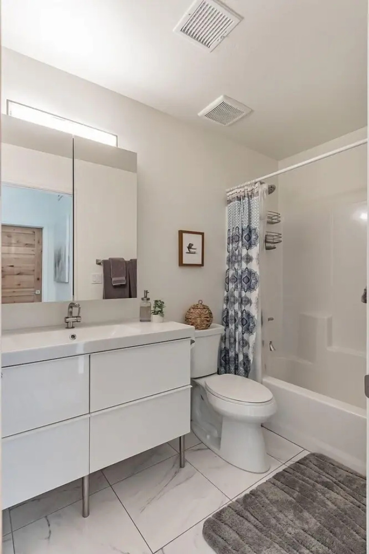 Elk Rim Retreat with Modern Style and Gorgeous Mountain Views! by RedAwning