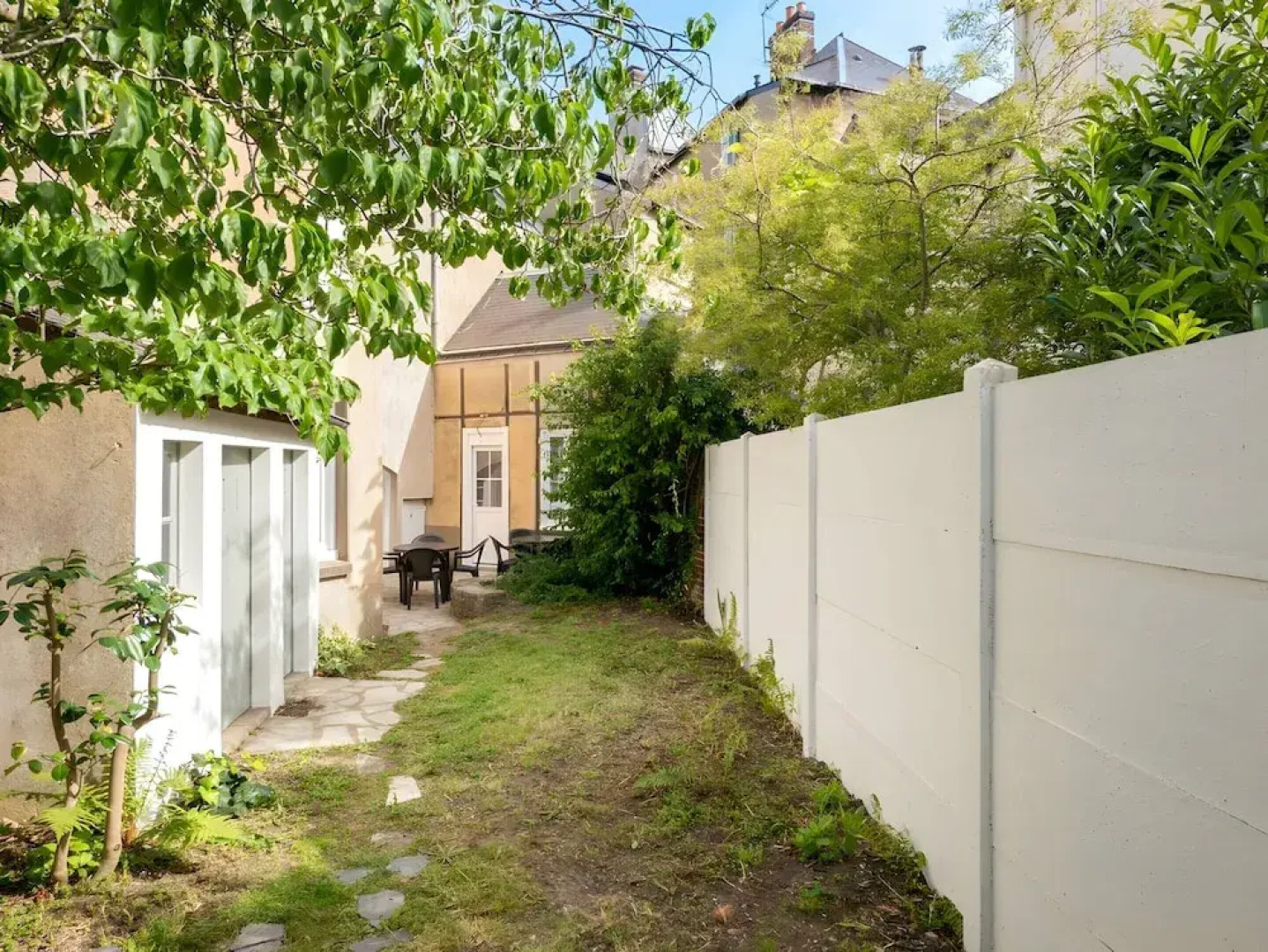 Relax & Recharge: Elegant Home With Sauna