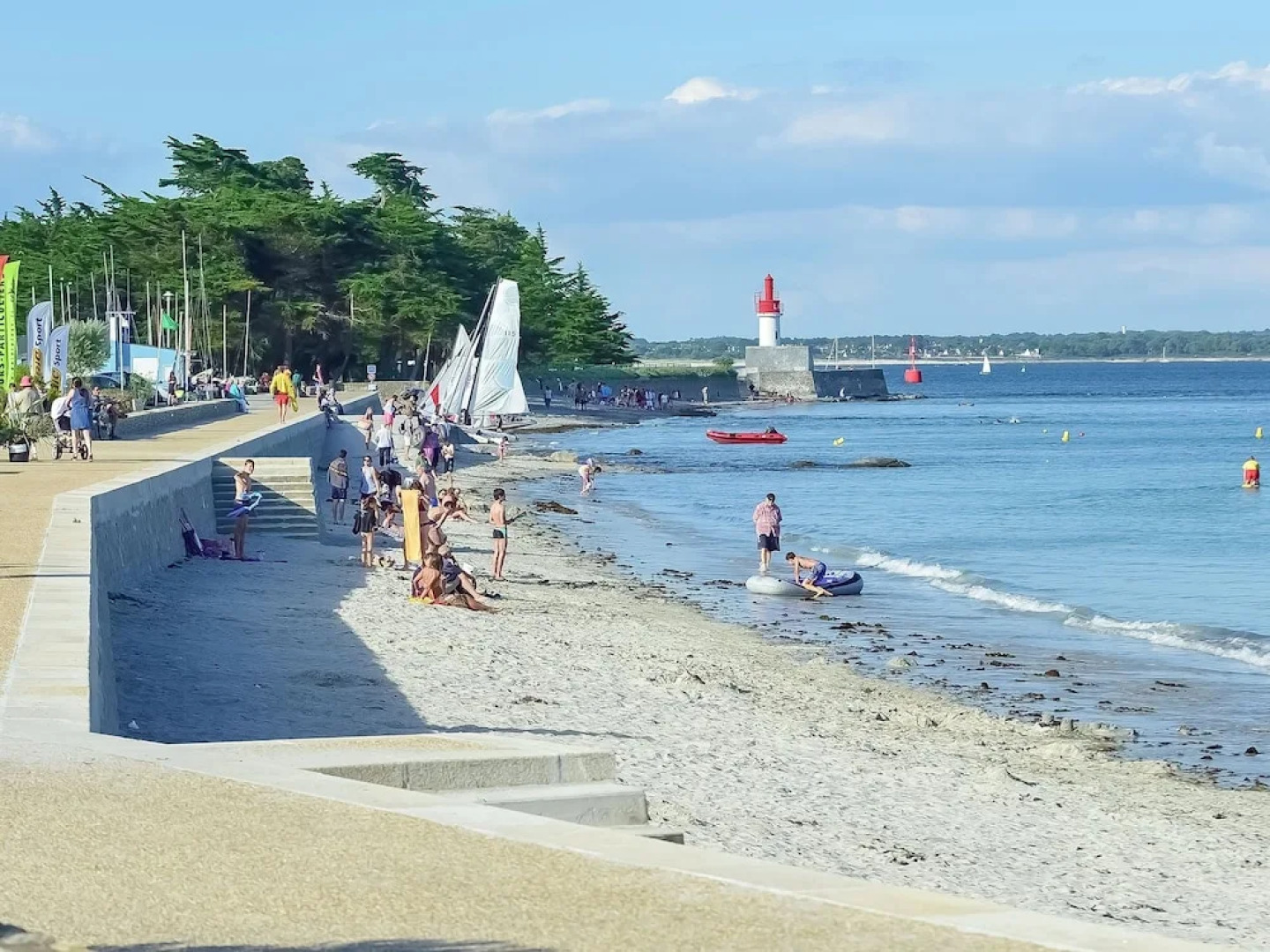 Luxurious Villa with Private Pool in Loctudy France