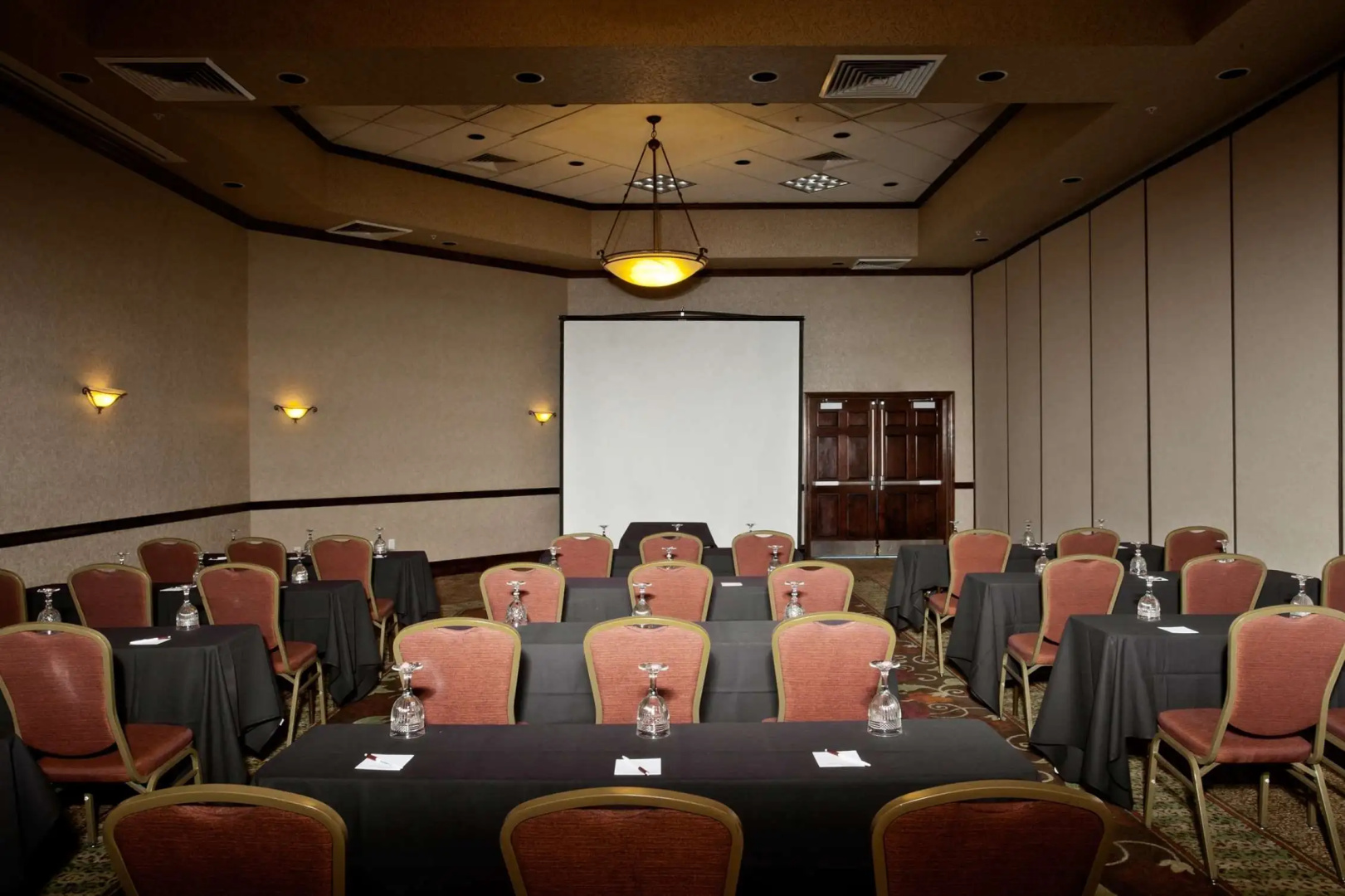 Hampton Inn & Suites Salt Lake City Airport