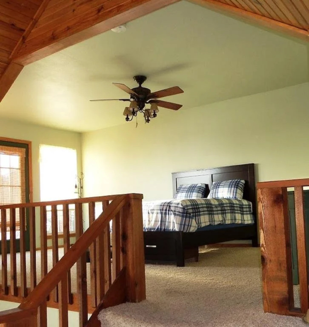 Lost Bridge Lake House