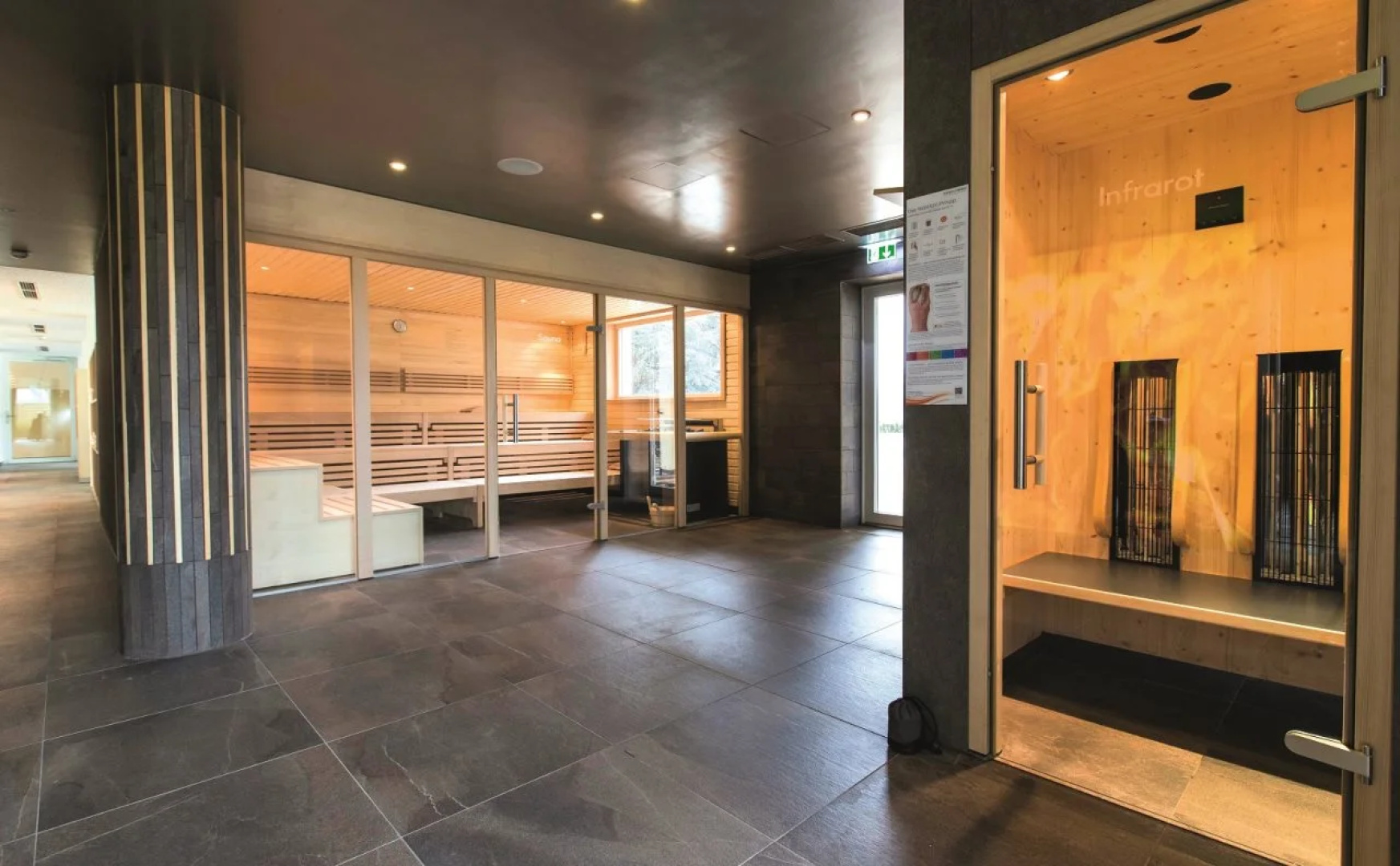 Momentum Hotel